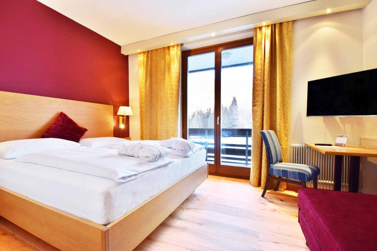 Hotel Nockresort バド クラインキルヒハイム エクステリア 写真